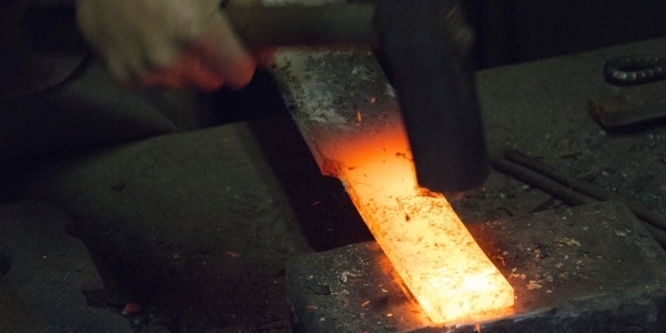 鍛造製法　結婚指輪　婚約指輪　マリッジリング　エンゲージリング