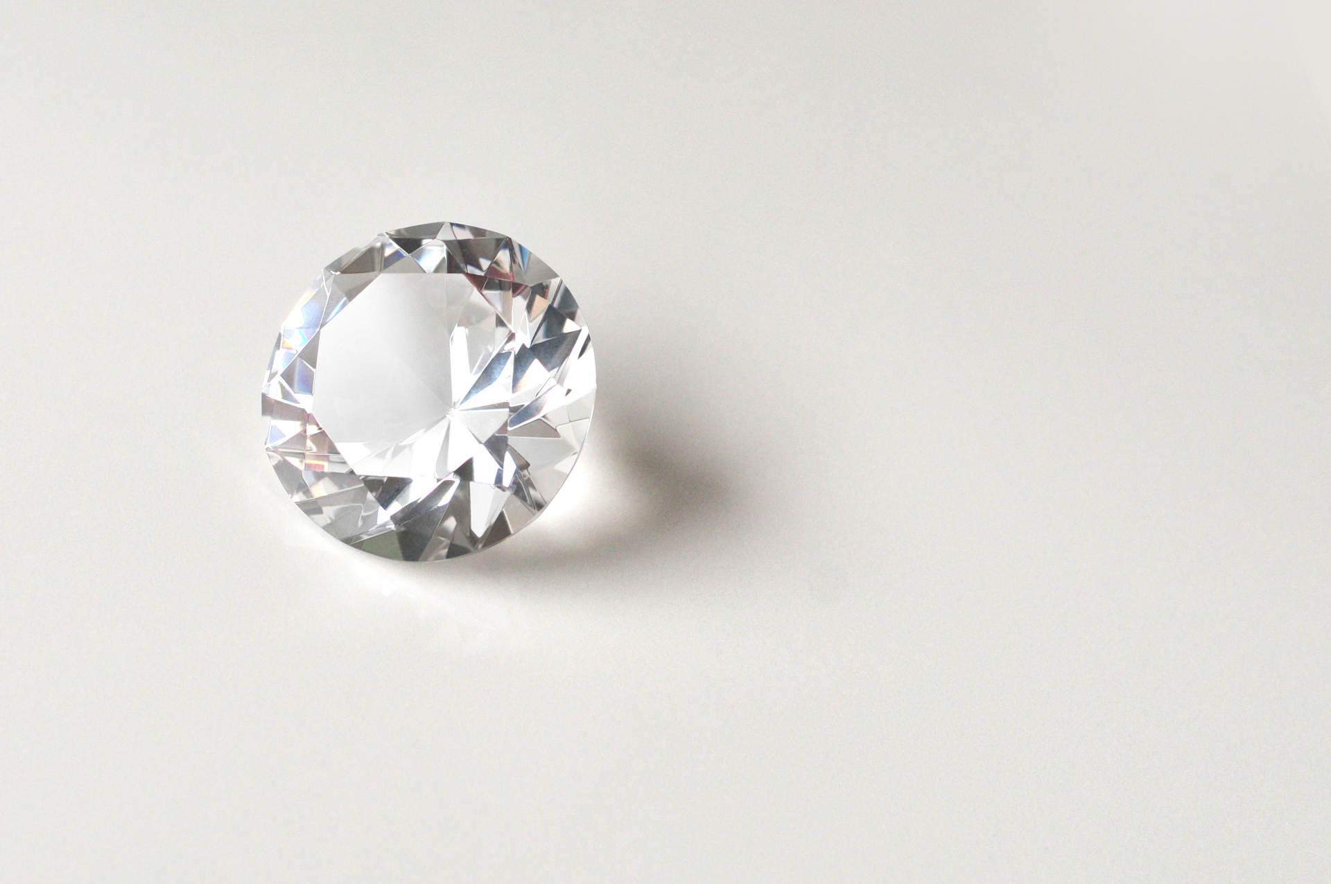 サプライズプロポーズ 高品質ダイヤ 婚約指輪 大阪 天王寺