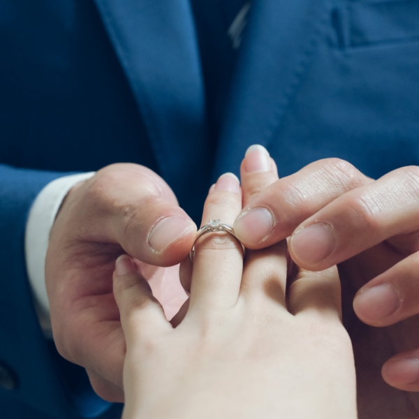 婚約指輪　プロポーズ エンゲージリング