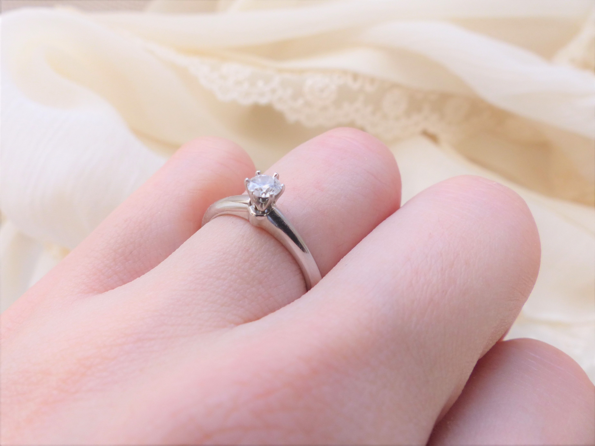 婚約指輪　エンゲージリング　記念日　大阪　