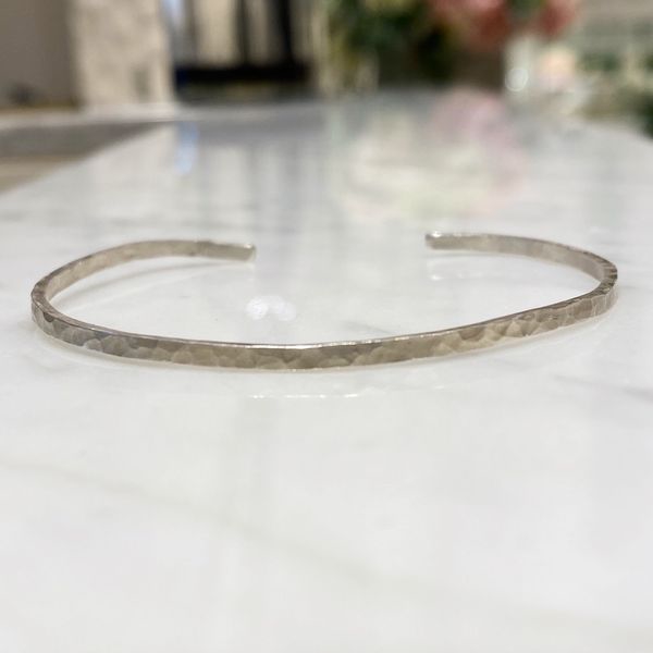 大阪・天王寺手作りバングルシルバー槌目