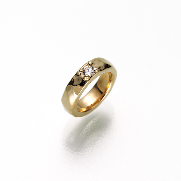 Baby Ring 6月ブルームーンストーン