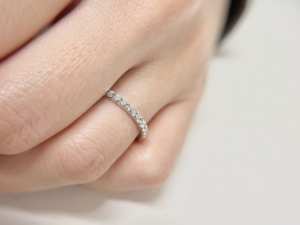 エタニティリング 結婚指輪　婚約指輪