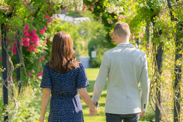花畑 プロポーズ 婚約指輪 結婚指輪 garden天王寺